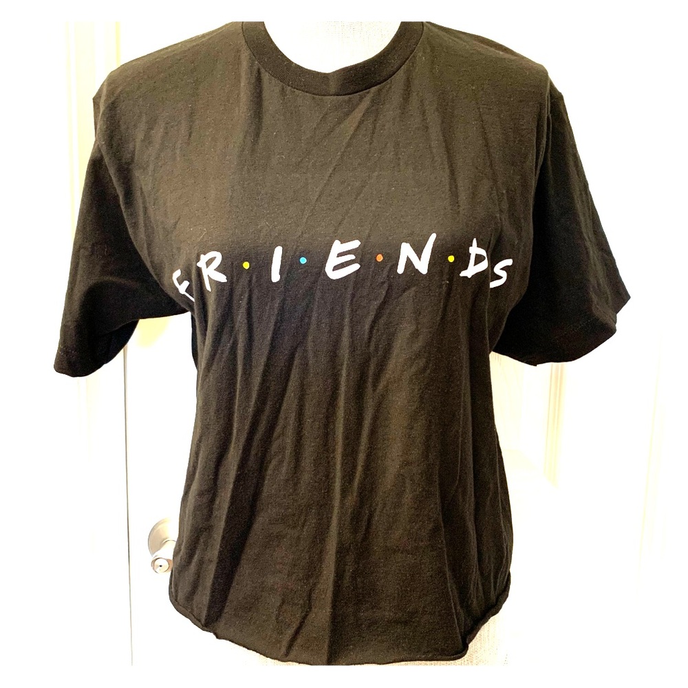 NWT Friends crop tshirt